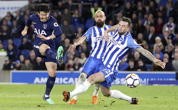 손흥민이 브라이튼전에서 슈팅을 시도하고 있다. 사진=AP 연합뉴스