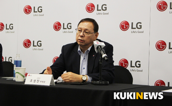 조성진 LG 부회장도 LG스마트폰을 살리기는 역부족으로 보인다.